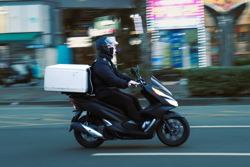 생리대 배송 상자 이미지